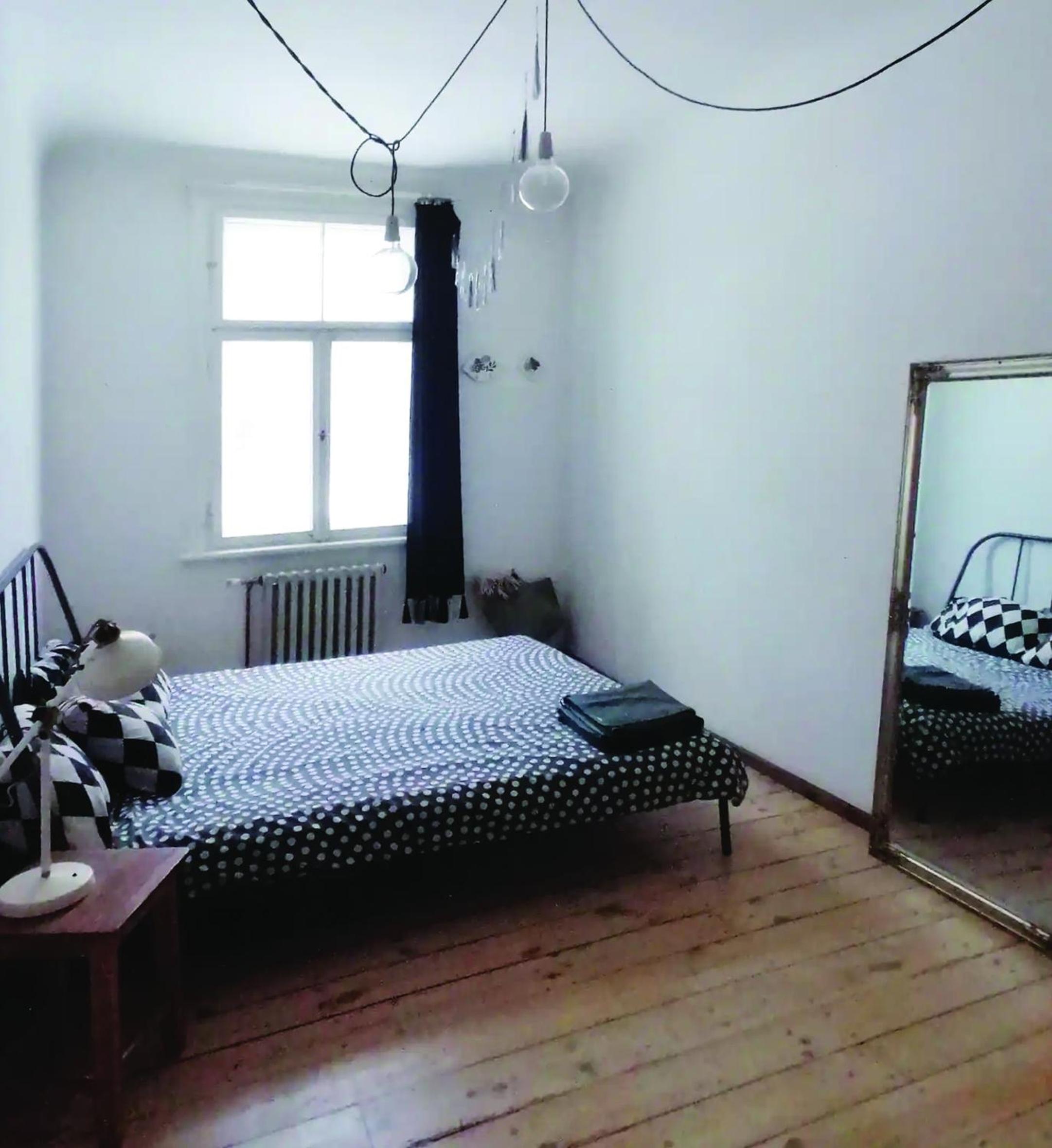 cosy apartment in a green area near center view 4
