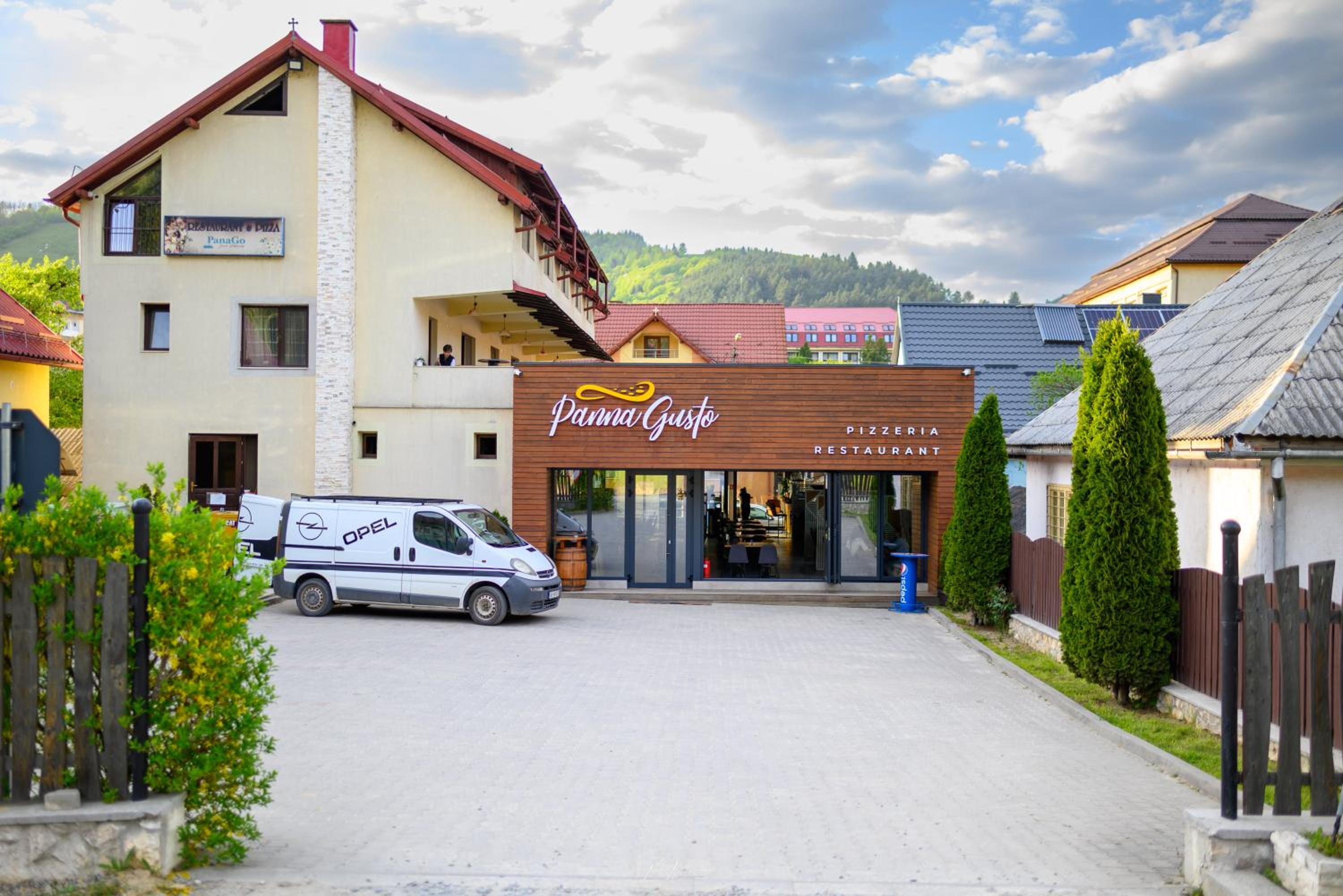 Panna Gusto Guest Rooms view 3