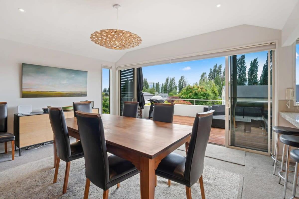Lakeside Premier view 2