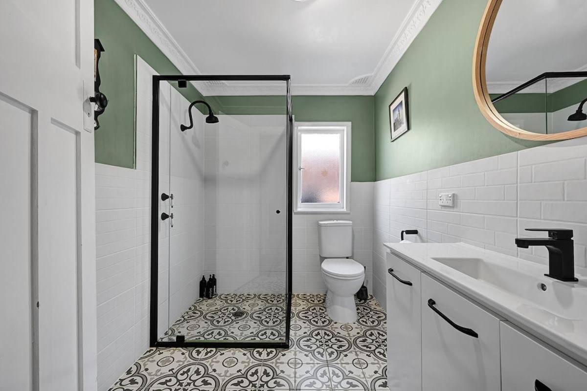 Bindi Cottage, Spacious & Unique, Opposite Pool