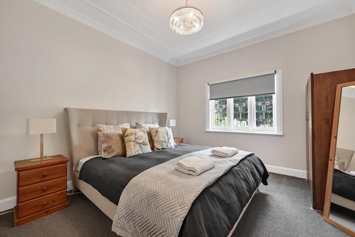 Bindi Cottage, Spacious & Unique, Opposite Pool