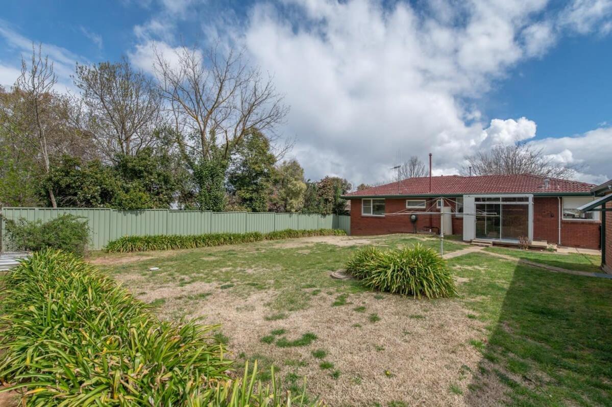 Oak St - Perfect Home Away From Home Close to CBD