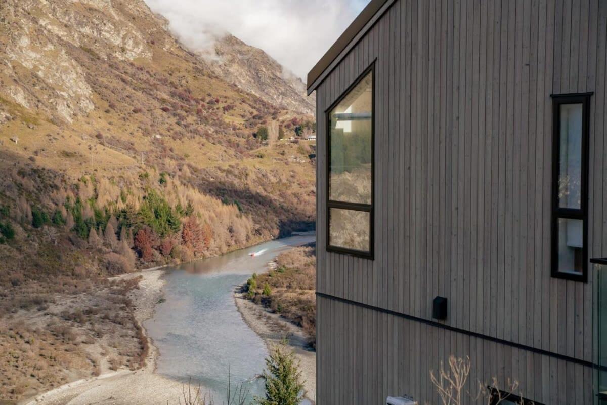 Chateau Shotover