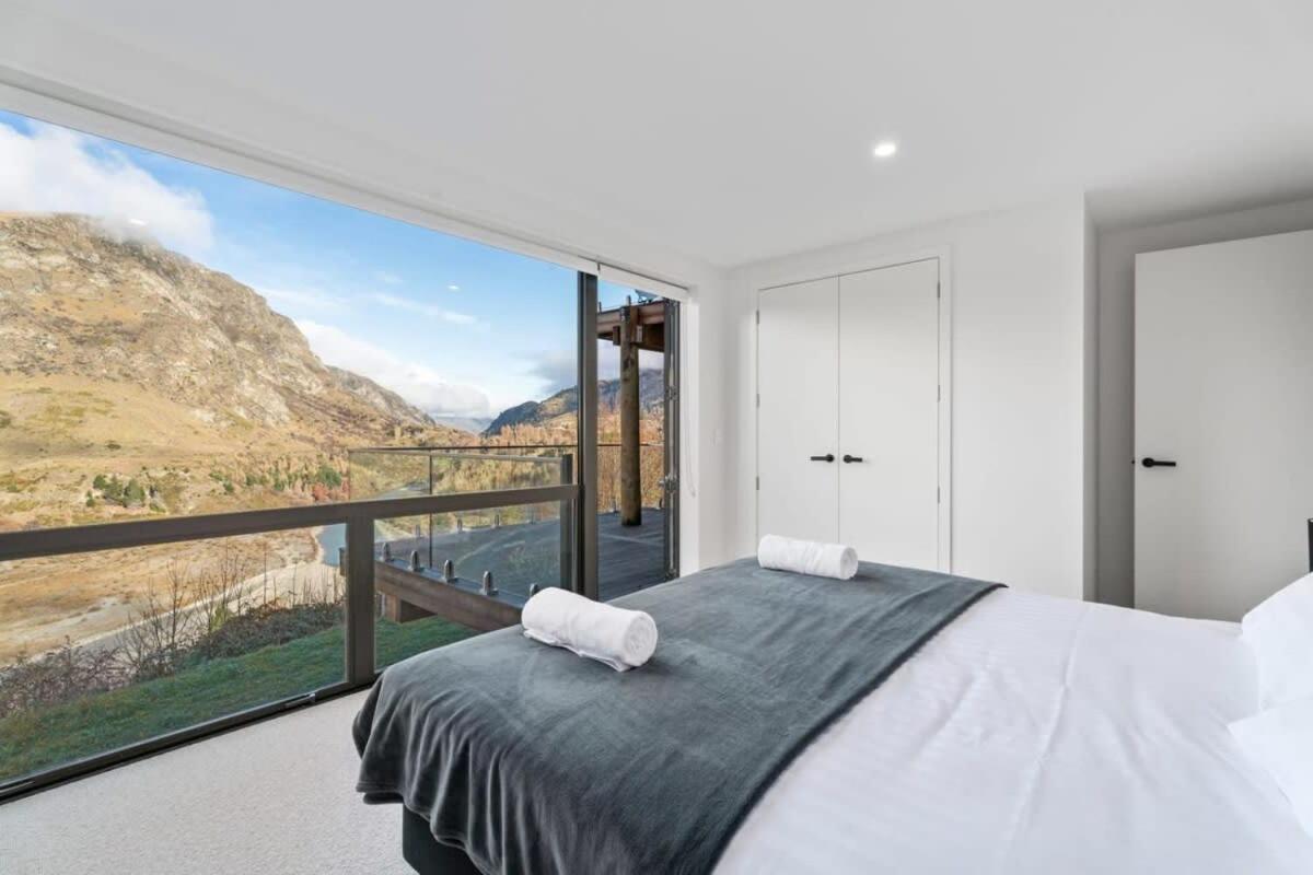 Chateau Shotover