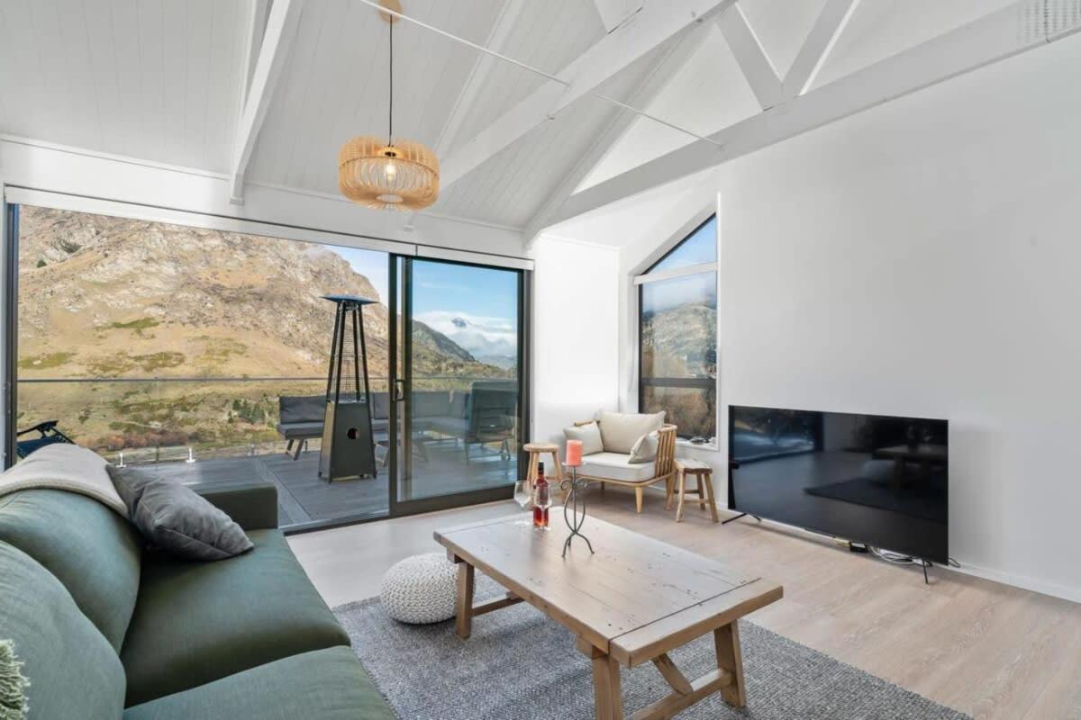 Chateau Shotover