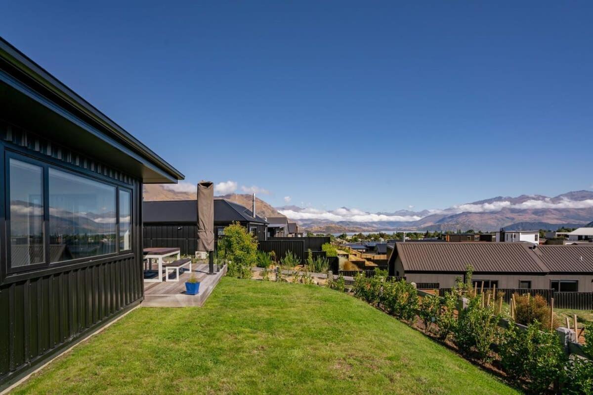 Views on Farrant view 2