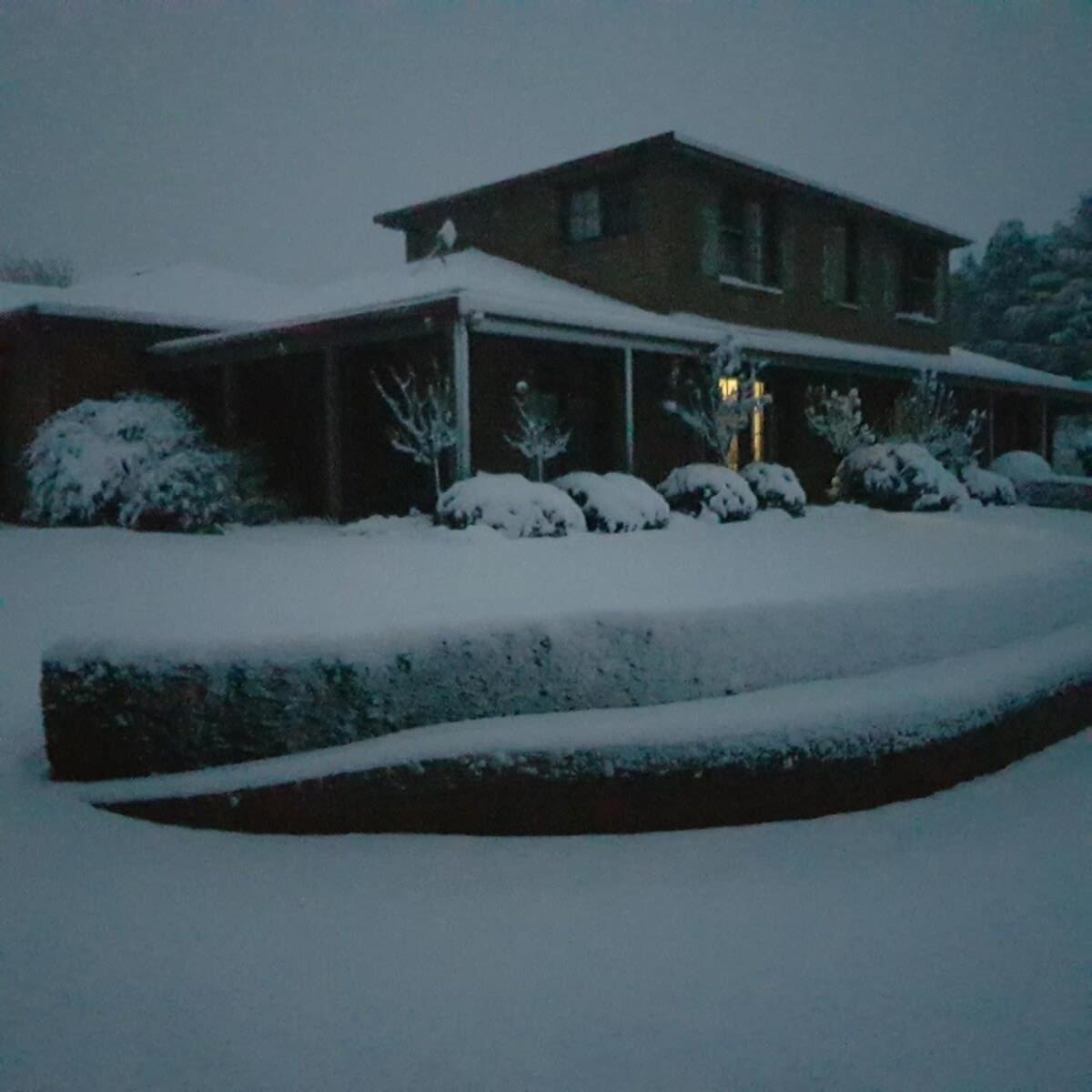 Snowline - Ultimate Getaway, Pool, Spa & Tennis