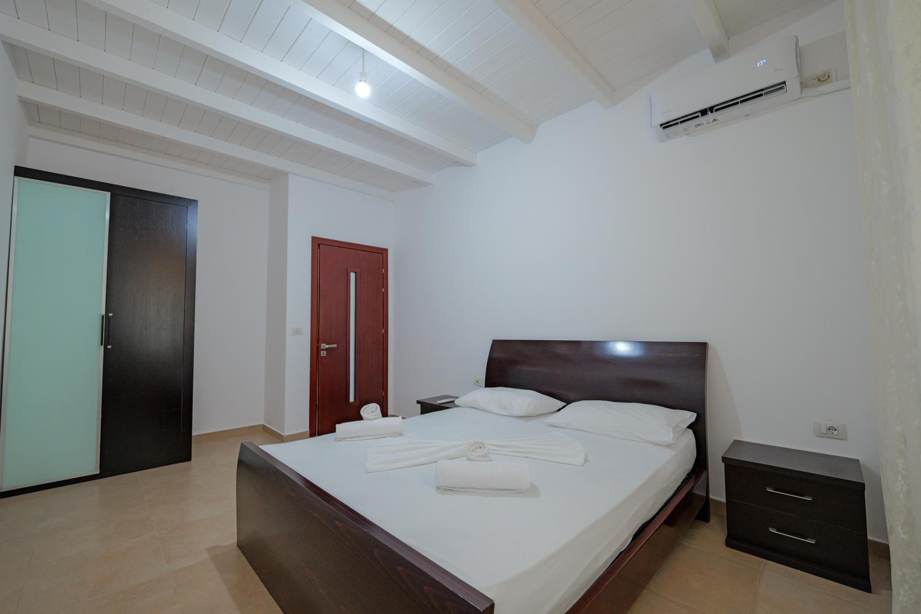 Apartments Villa Luxor