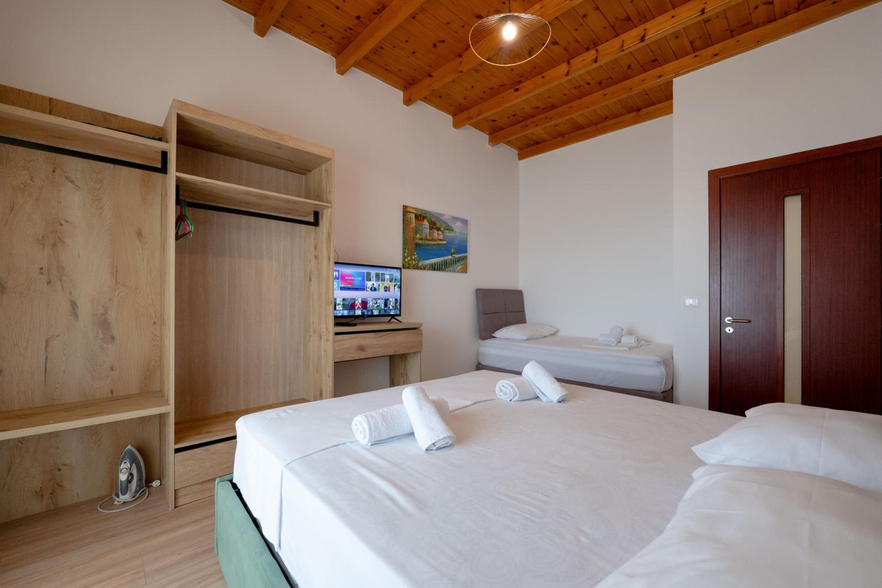 Apartments Villa Luxor