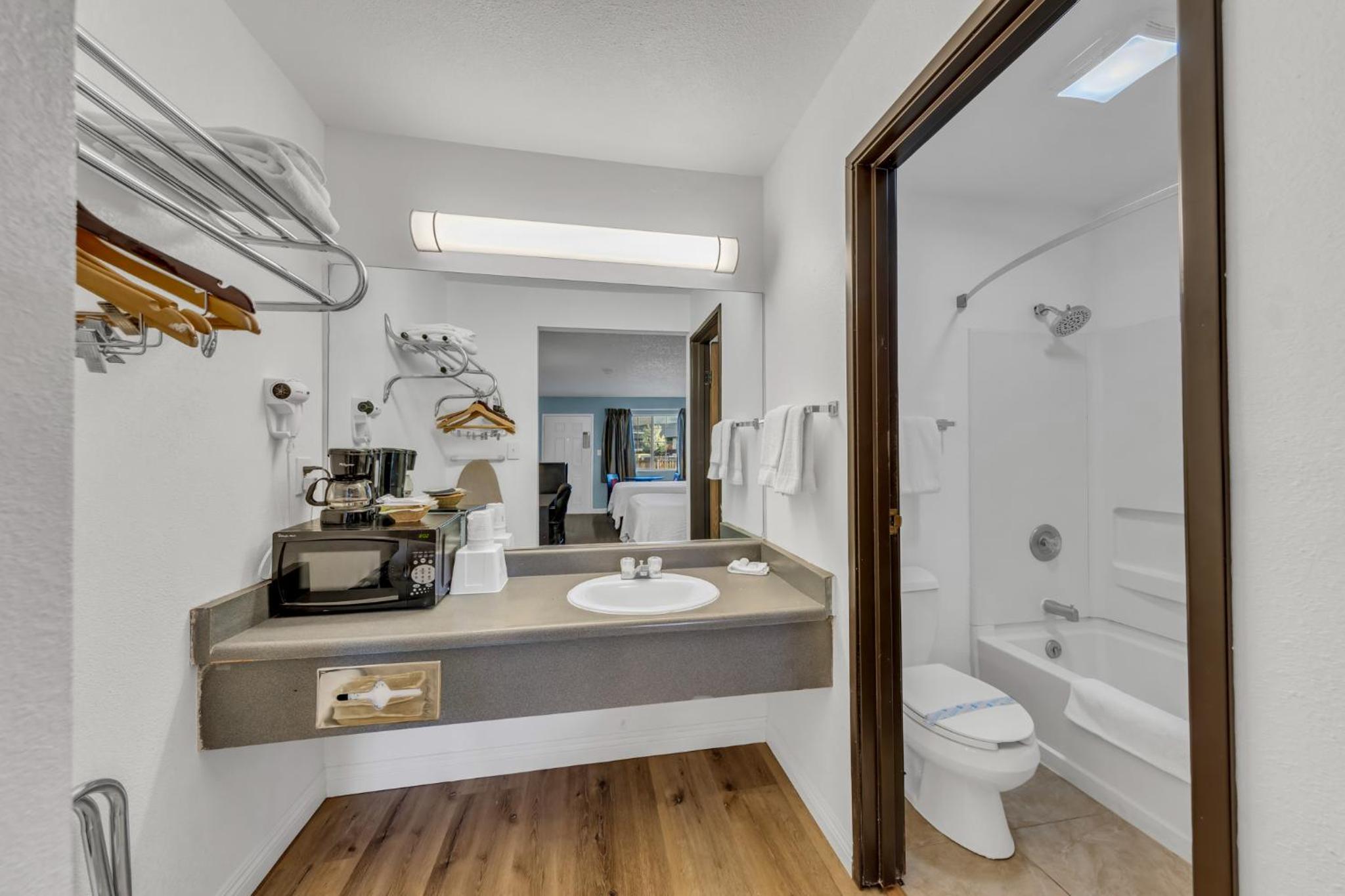 Carson City Vacations - Days Inn by Wyndham Carson City - Property Image 7