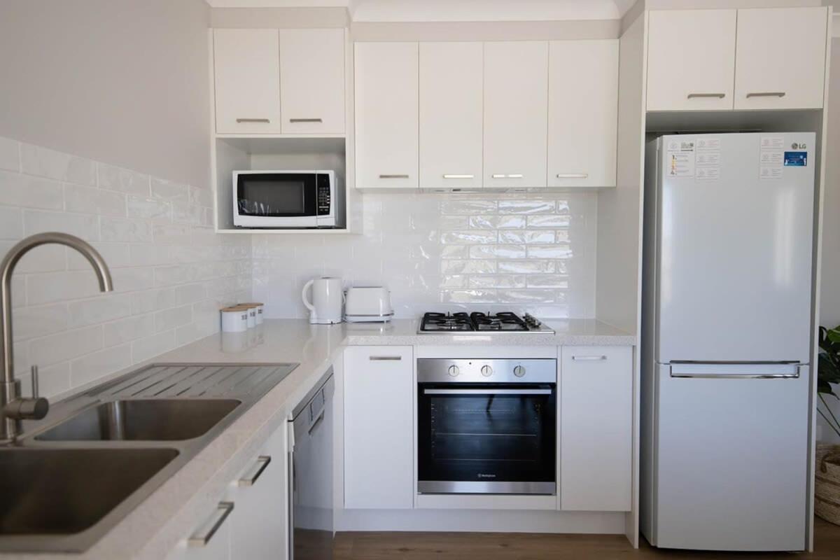 Villa on Matthews - Modern & Cosy, Escape for 2