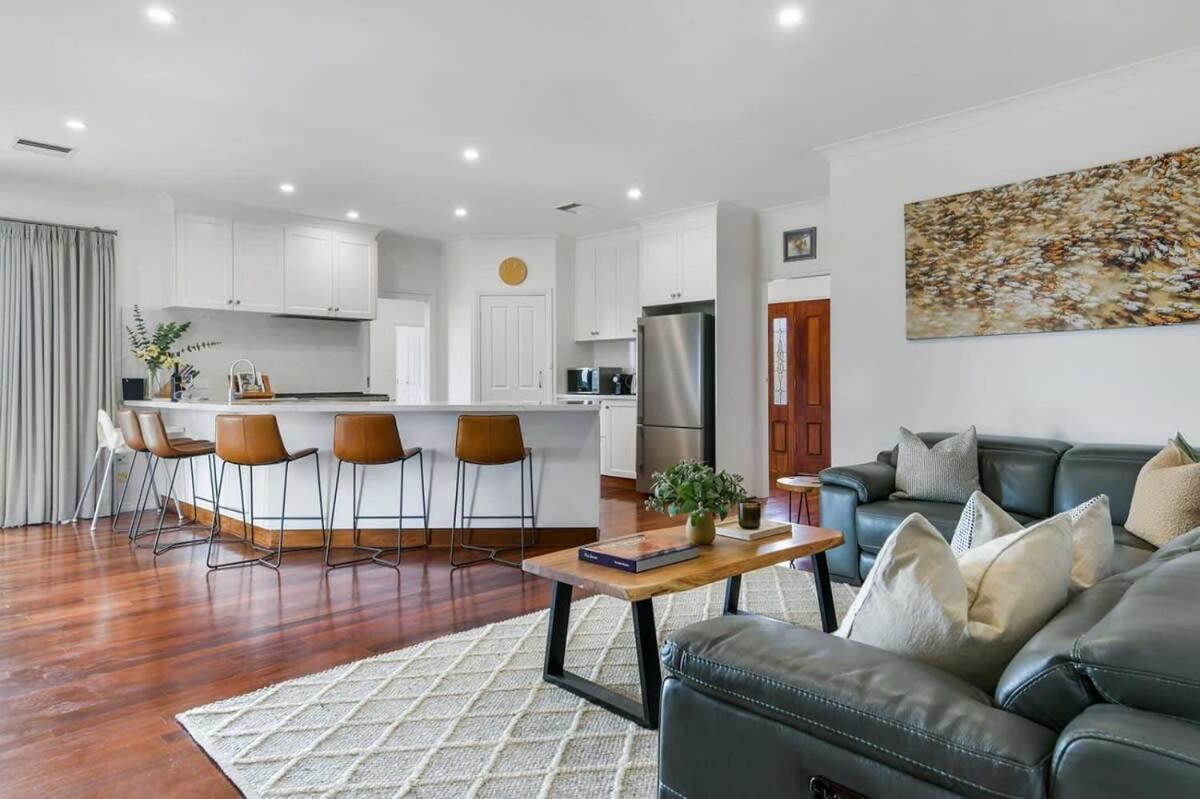 Wren Hill - Dreamy Home with Spectacular Views