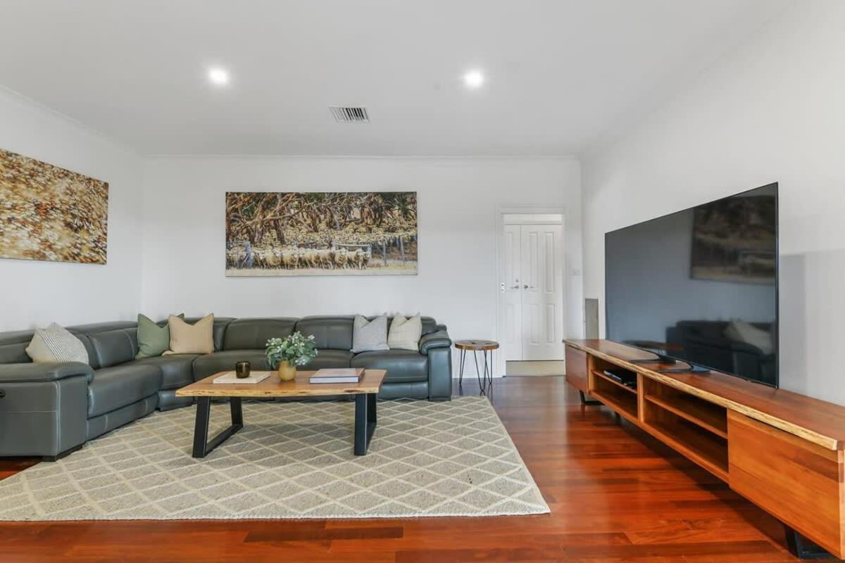 Wren Hill - Dreamy Home with Spectacular Views