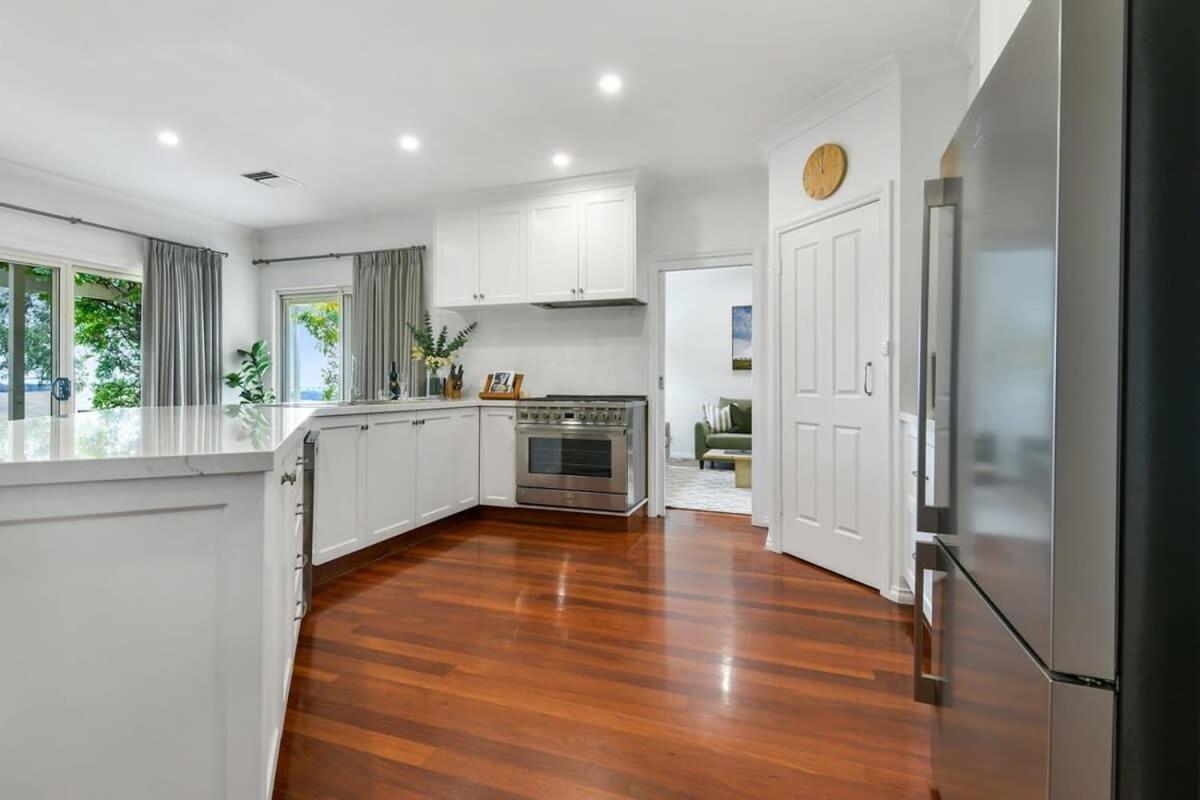 Wren Hill - Dreamy Home with Spectacular Views