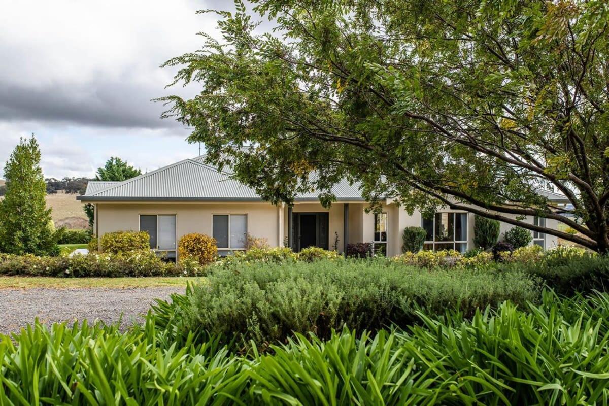 Wren Hill - Dreamy Home with Spectacular Views