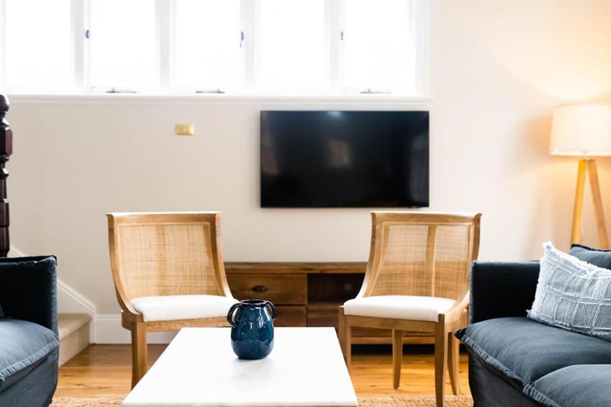 Kilarra House - Heritage Home on Byng St Sleeps 10