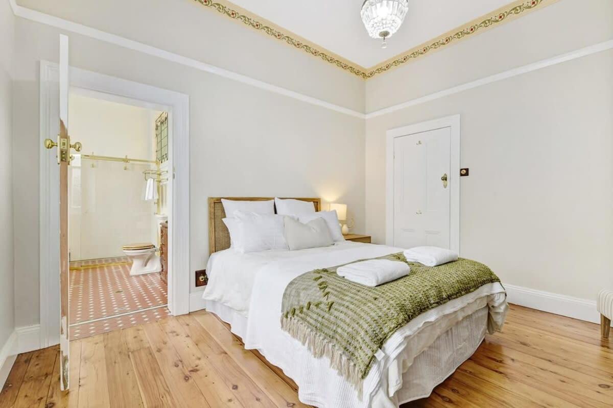 Kilarra House - Heritage Home on Byng St Sleeps 10