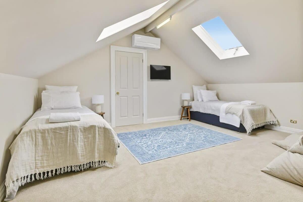 Kilarra House - Heritage Home on Byng St Sleeps 10
