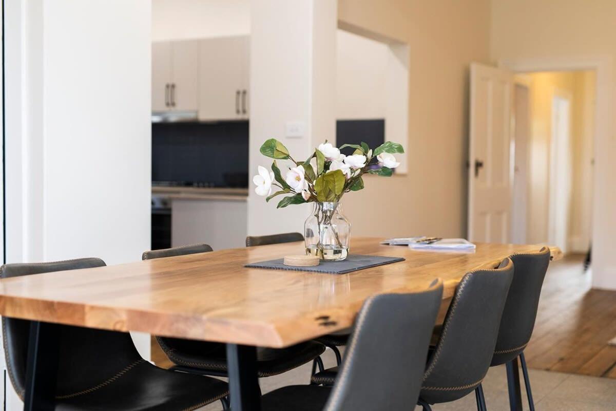 Best Nest on March Cosy Home in CBD Firepit