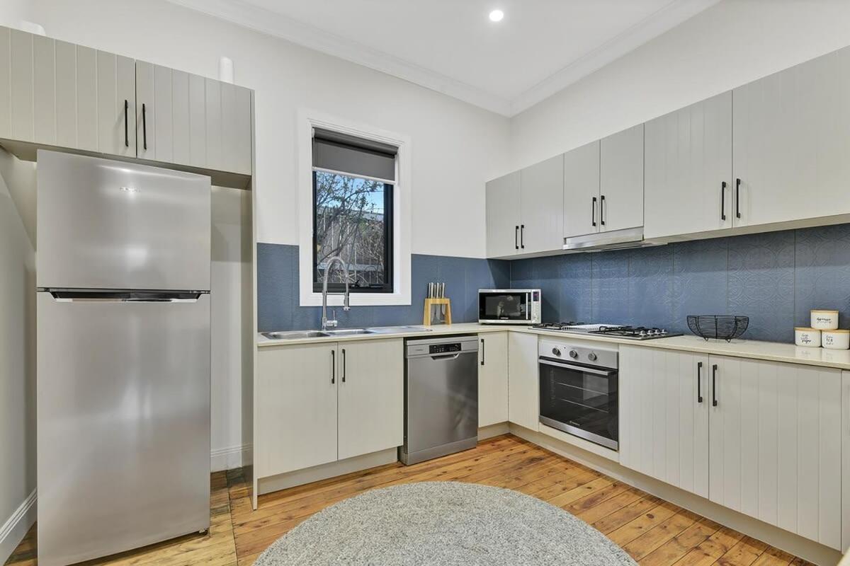 Best Nest on March Cosy Home in CBD Firepit