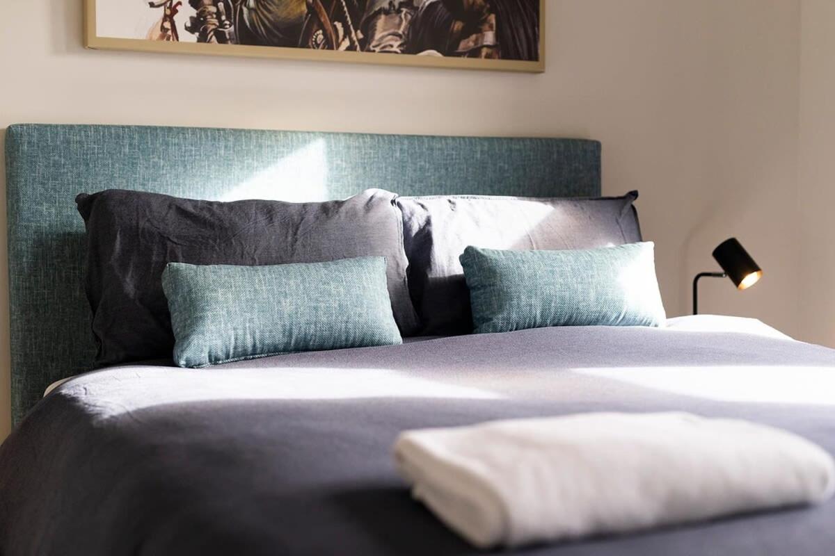 Best Nest on March Cosy Home in CBD Firepit