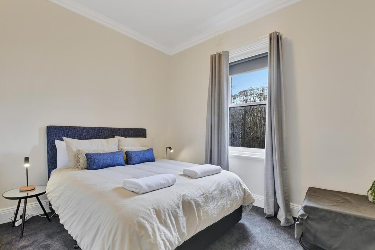 Best Nest on March Cosy Home in CBD Firepit