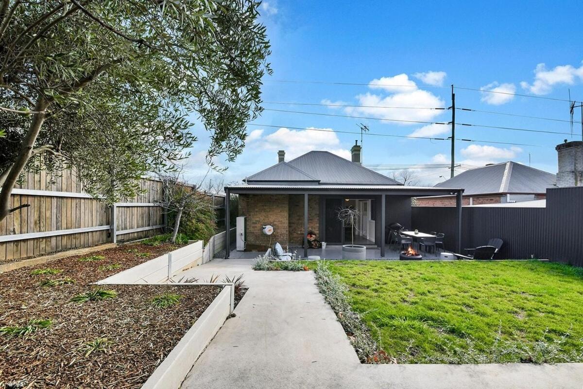 Best Nest on March Cosy Home in CBD Firepit