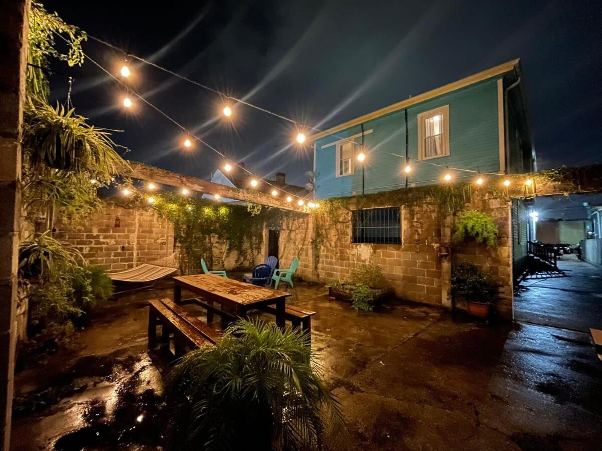 New Orleans Vacations - 3 Bb Urban Oasis w Private Parking amazing patio - Property Image 1