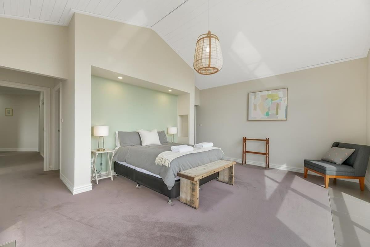Borenore Retreat Huge Family Home Amazing Views
