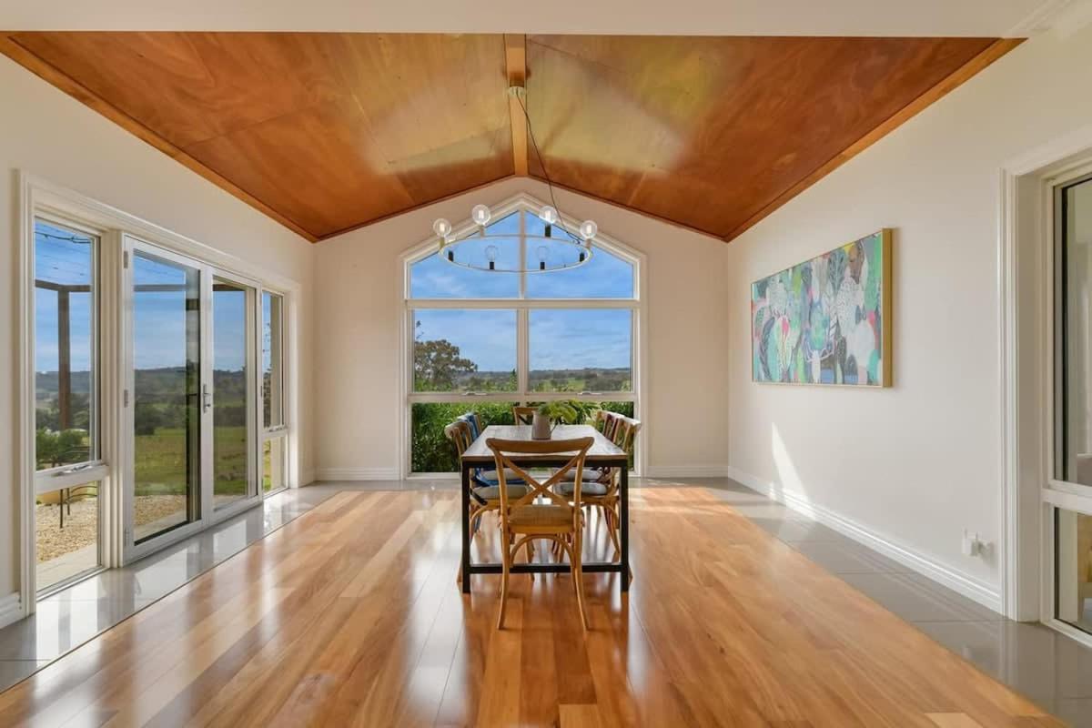 Borenore Retreat Huge Family Home Amazing Views