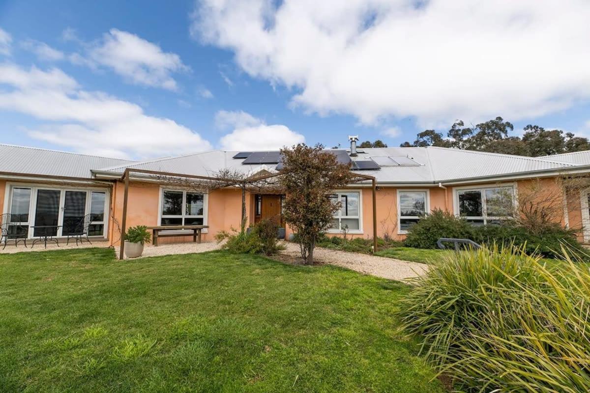 Borenore Retreat Huge Family Home Amazing Views