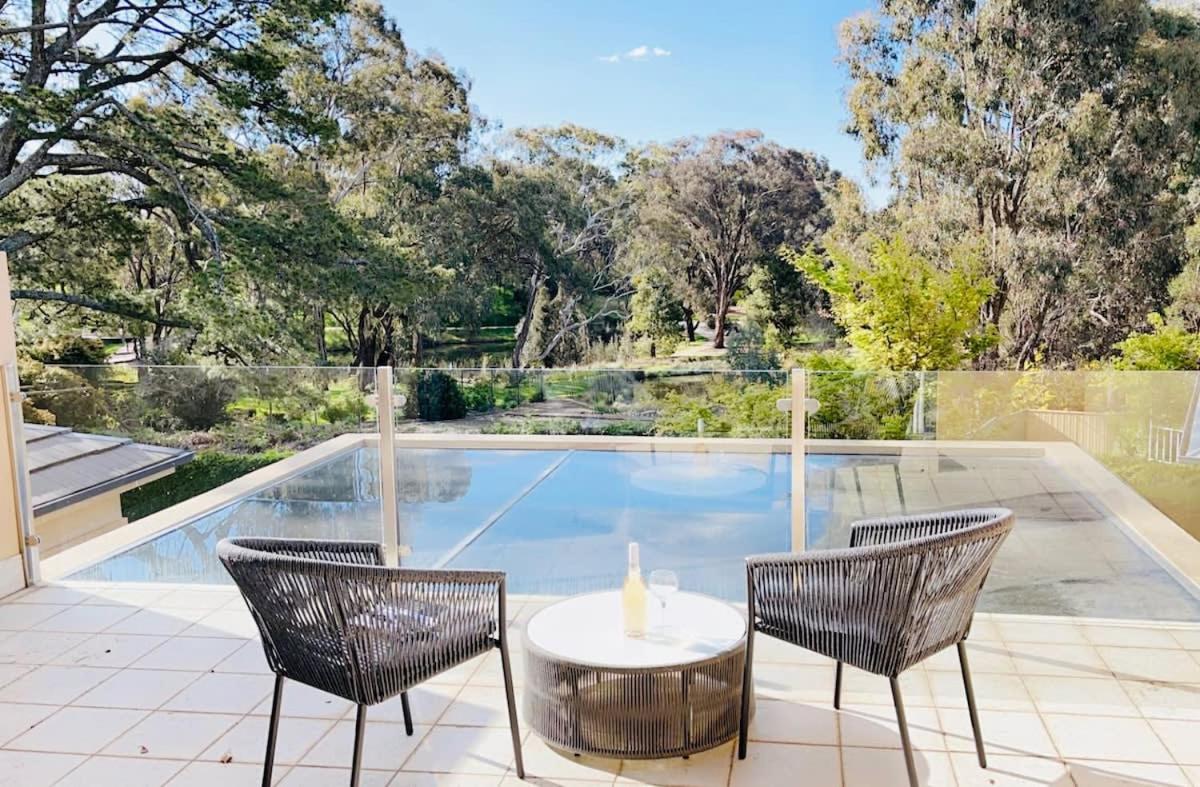 Roselawn Retreat - Pool, Incredible Views, Sleeps 8
