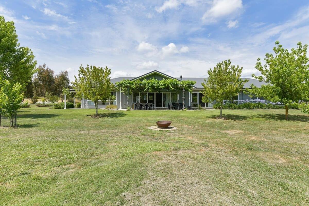 Jabulani - Firepit, 5 Acres, Entertainers Paradise