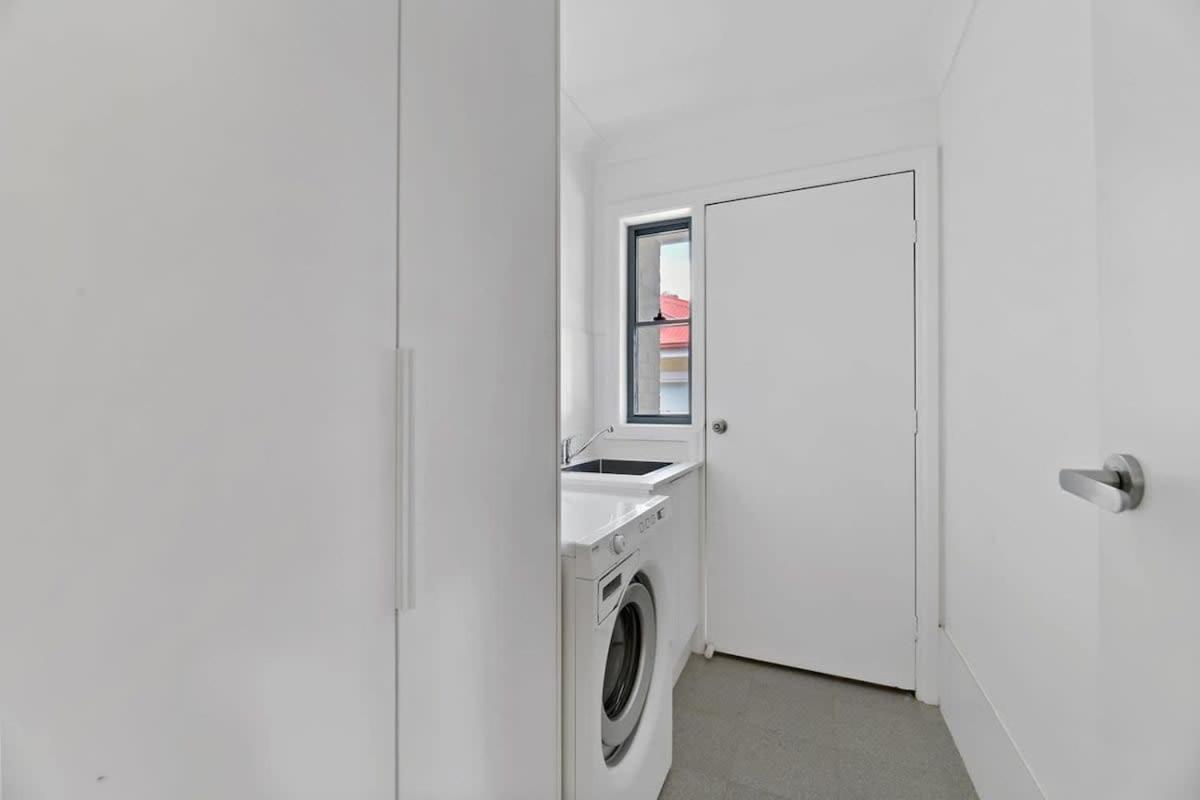 Anson Abode - CBD Home, Modern Sophistication