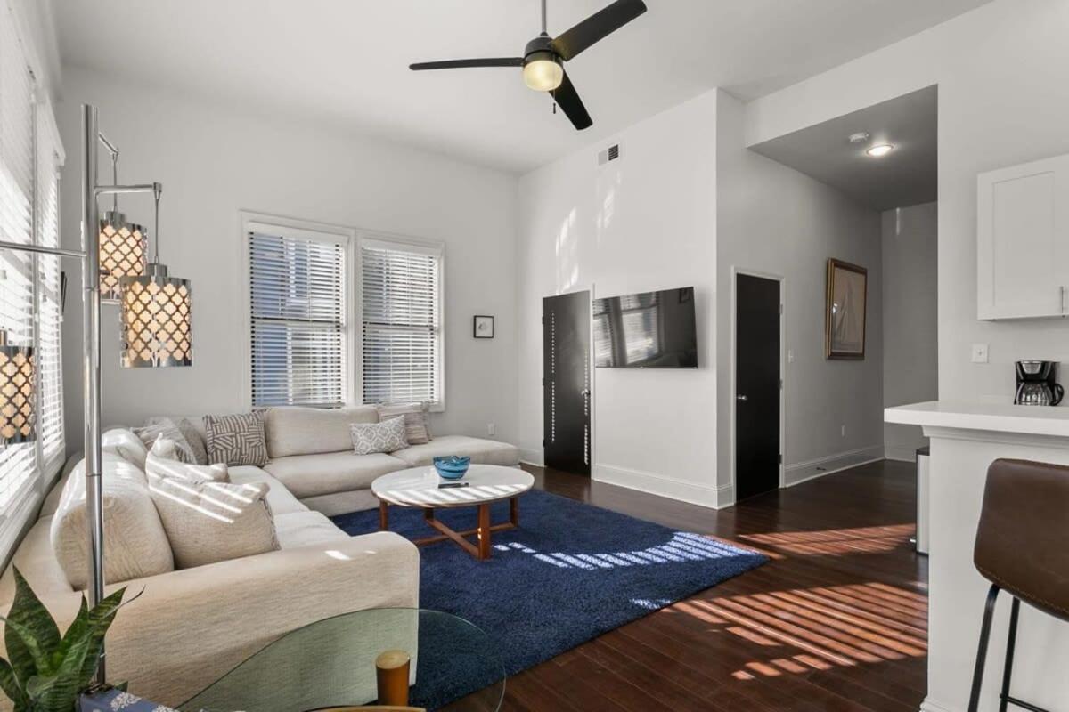 Modern pristine stunning 2BD Garden District Apt view 5