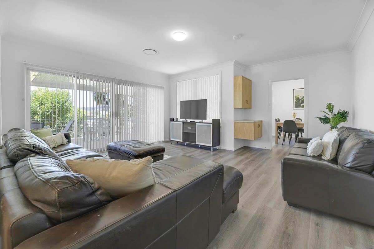 The Family Retreat - Near Mt Panorama & Racecourse