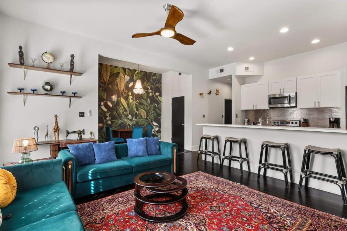 Stylish 2-Bedroom Apartment in Garden District view 2