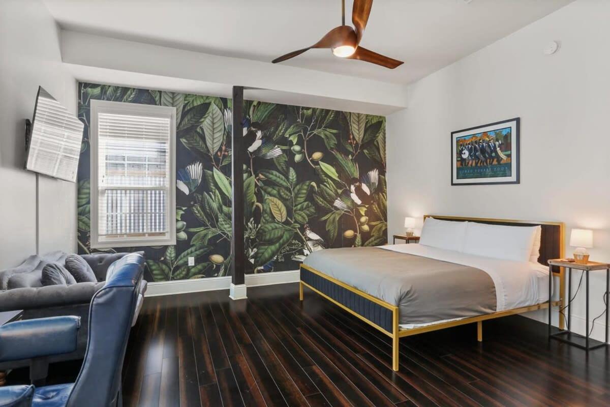 Stylish 2-Bedroom Apartment in Garden District view 4