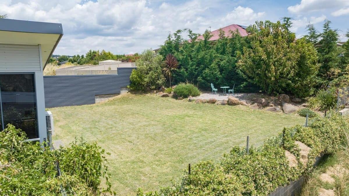 The Entertainer - 5 Bed 5 Bath, 3 Storey Retreat