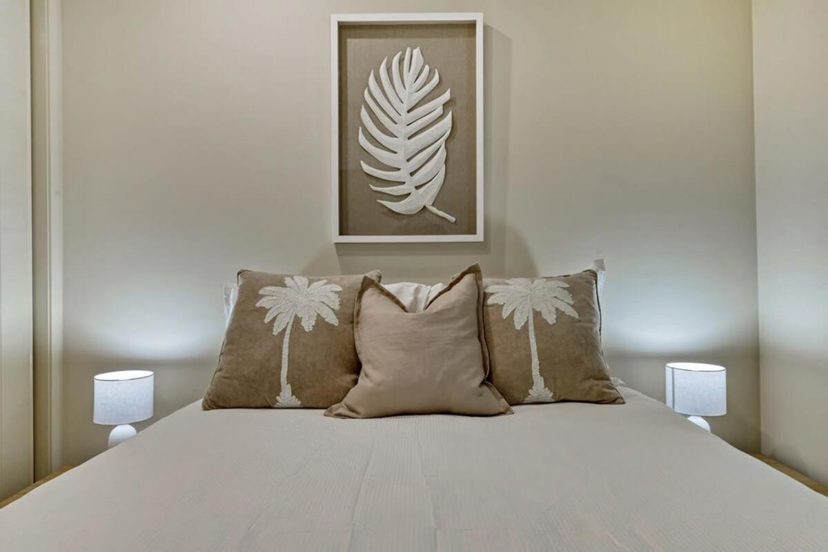 The Sampson Haven - Luxe CBD Getaway, Dog Friendly