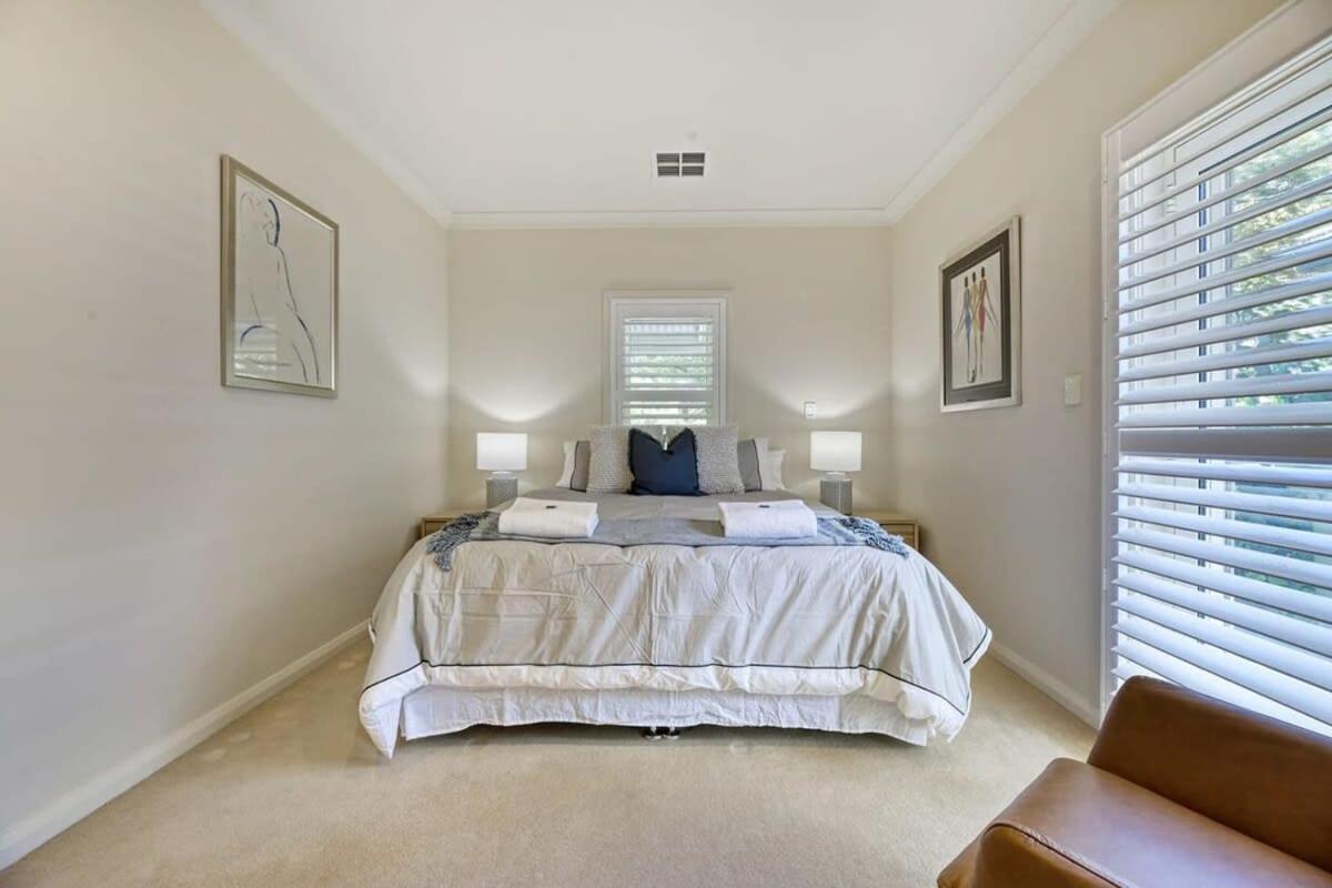 The Sampson Haven - Luxe CBD Getaway, Dog Friendly