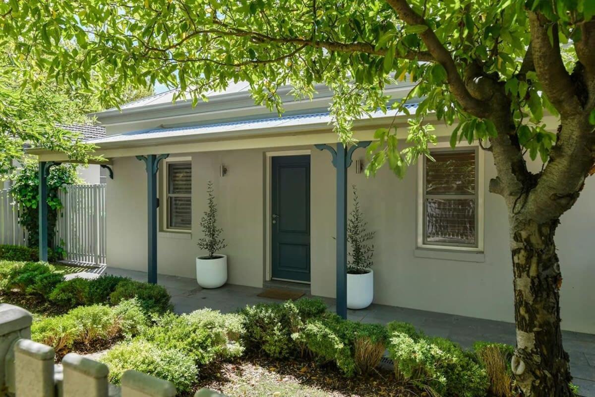 The Sampson Haven - Luxe CBD Getaway, Dog Friendly