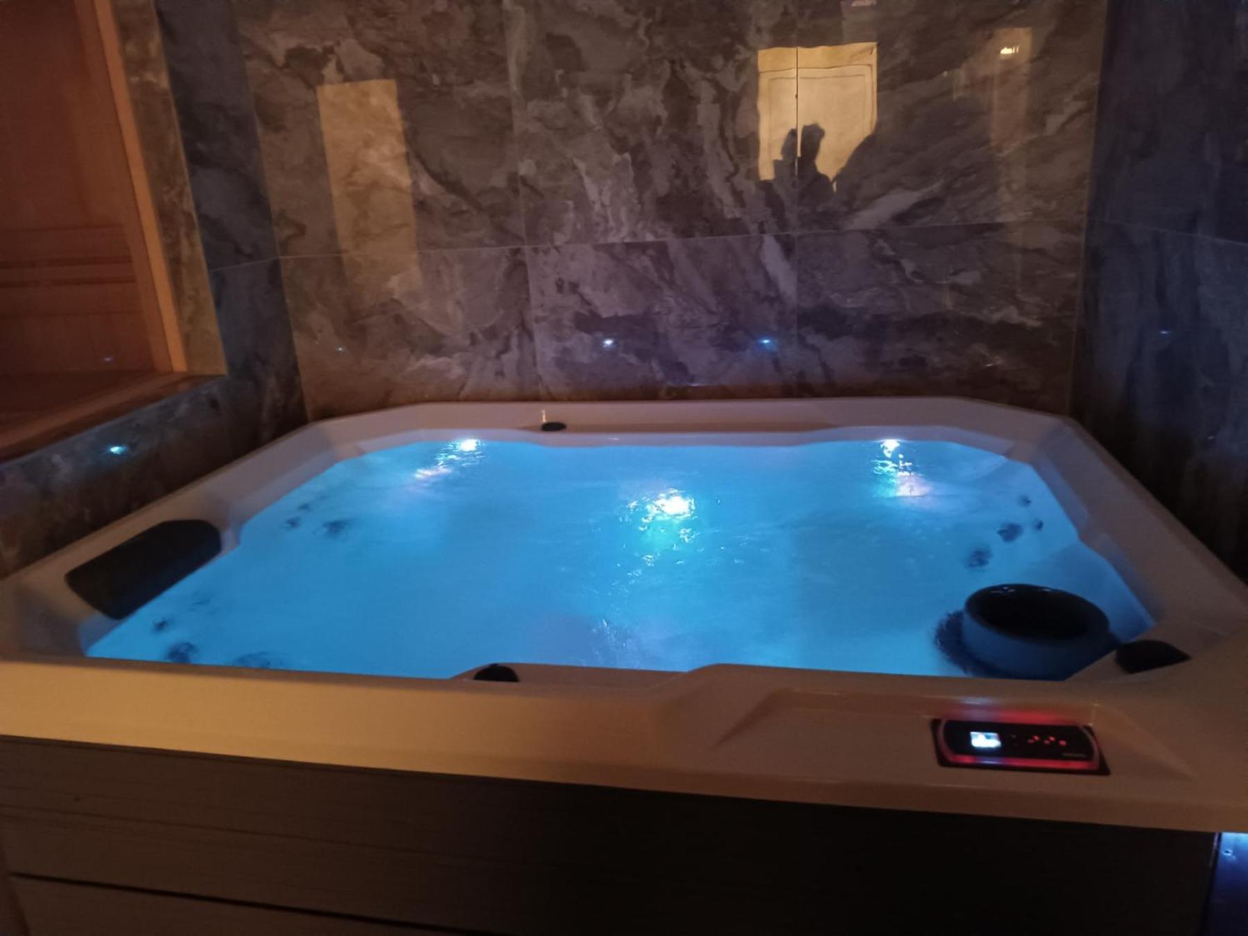 PREMIUM APARTMAN ELENI ROOMS,oaza mira i tisine u centru Vrnjacke banje