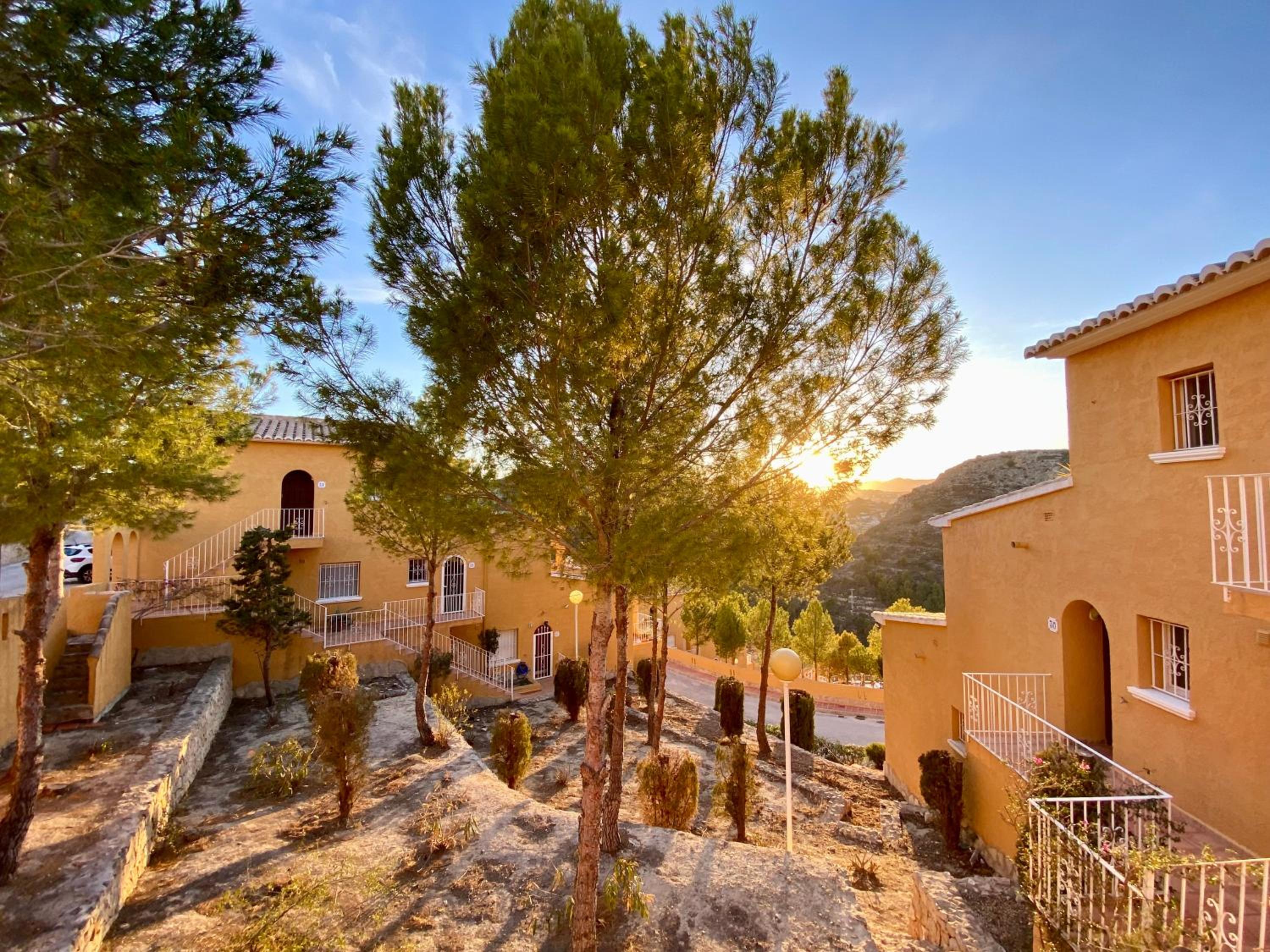 Montacala Holidays House