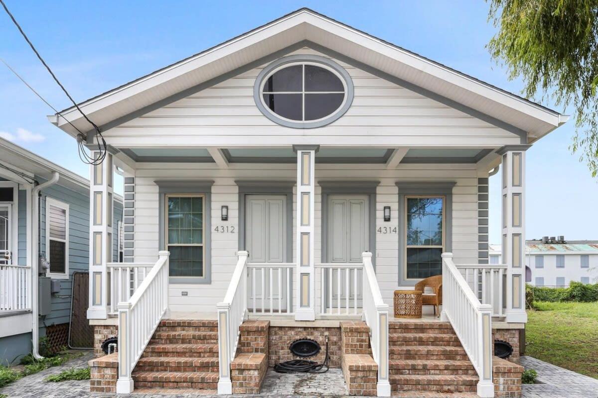 Luxury New Renovation Centrally located Beauty — New Orleans