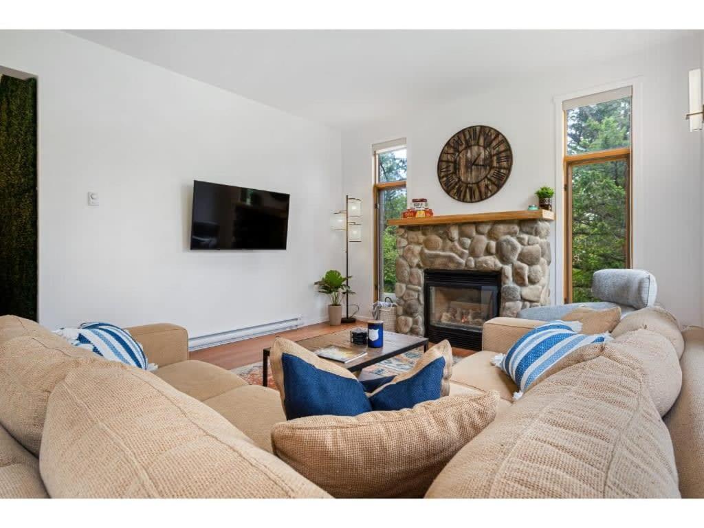 Chardonnay Chalet I Fireplace I Mountain View I TV