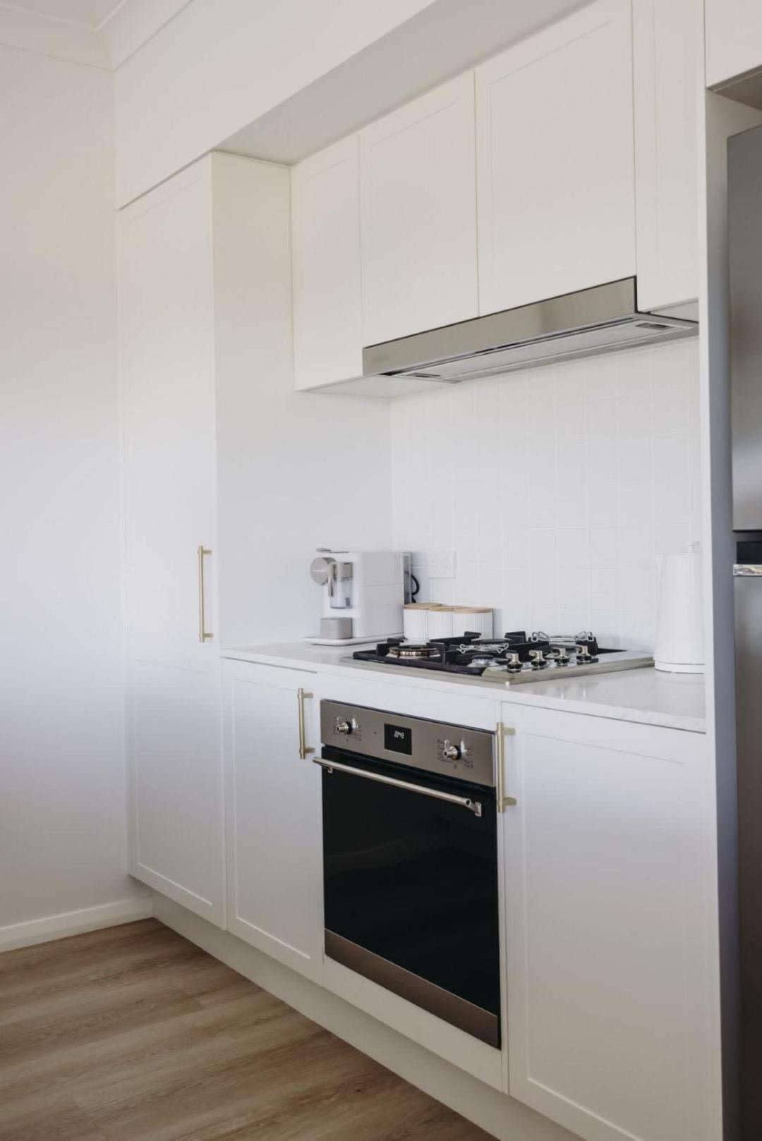 Macquarie - Sleek & Stylish, Countryside Views