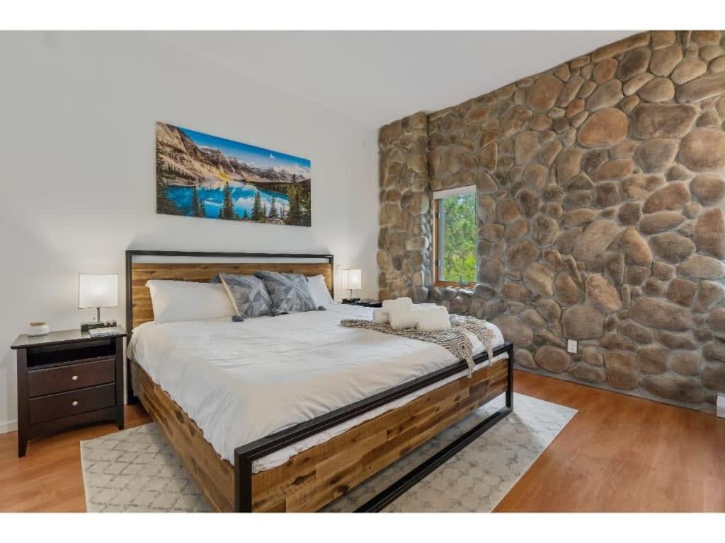 Bearfoot Lodge I Ping Pong I Sleeps 16 I Games I