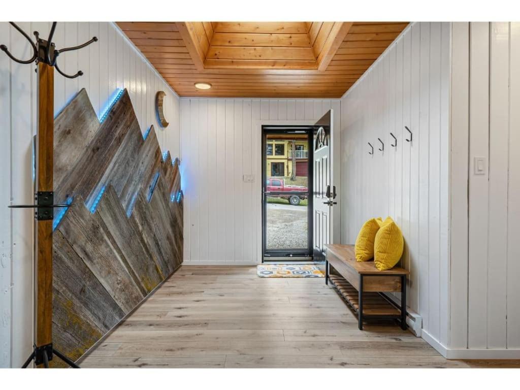 Bearfoot Lodge I Ping Pong I Sleeps 16 I Games I