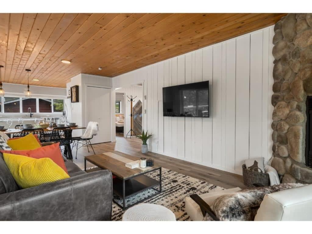 Bearfoot Lodge I Ping Pong I Sleeps 16 I Games I